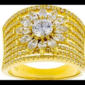 Gold over silver ring size 7. 3.75 ct Flower